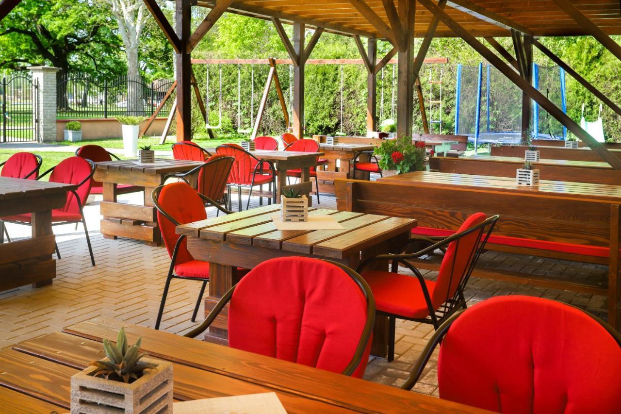 Guesthouse Villa Elizabet Palić Dış mekan fotoğraf